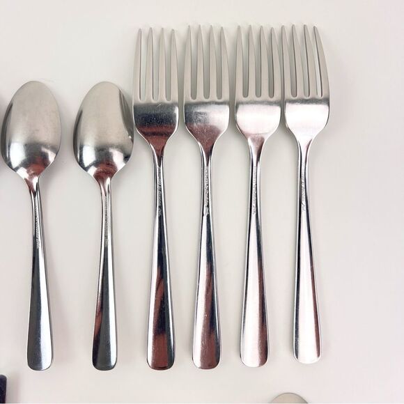 Oneida Oceanic Flatware Mixed Lot 25 Pieces Stainless Steel Knives Forks Spoons - Picture 8 of 14